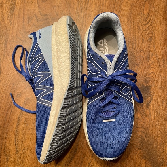 Reebok Runners for Sale - Picture 12 of 14